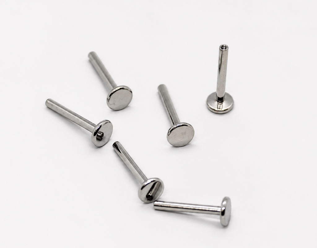 ASTM F136 Titanium Internally Threaded Labret Posts