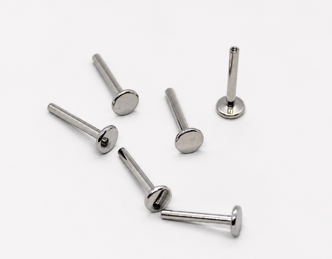 ASTM F136 Titanium Internally Threaded Labret Posts
